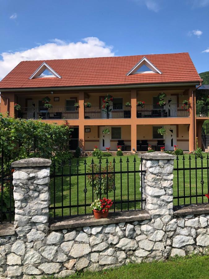 Casa Antonia Hotel Chiscau Eksteriør billede