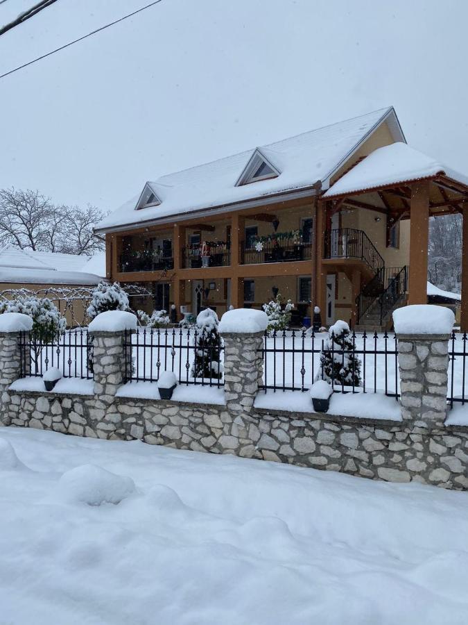 Casa Antonia Hotel Chiscau Eksteriør billede
