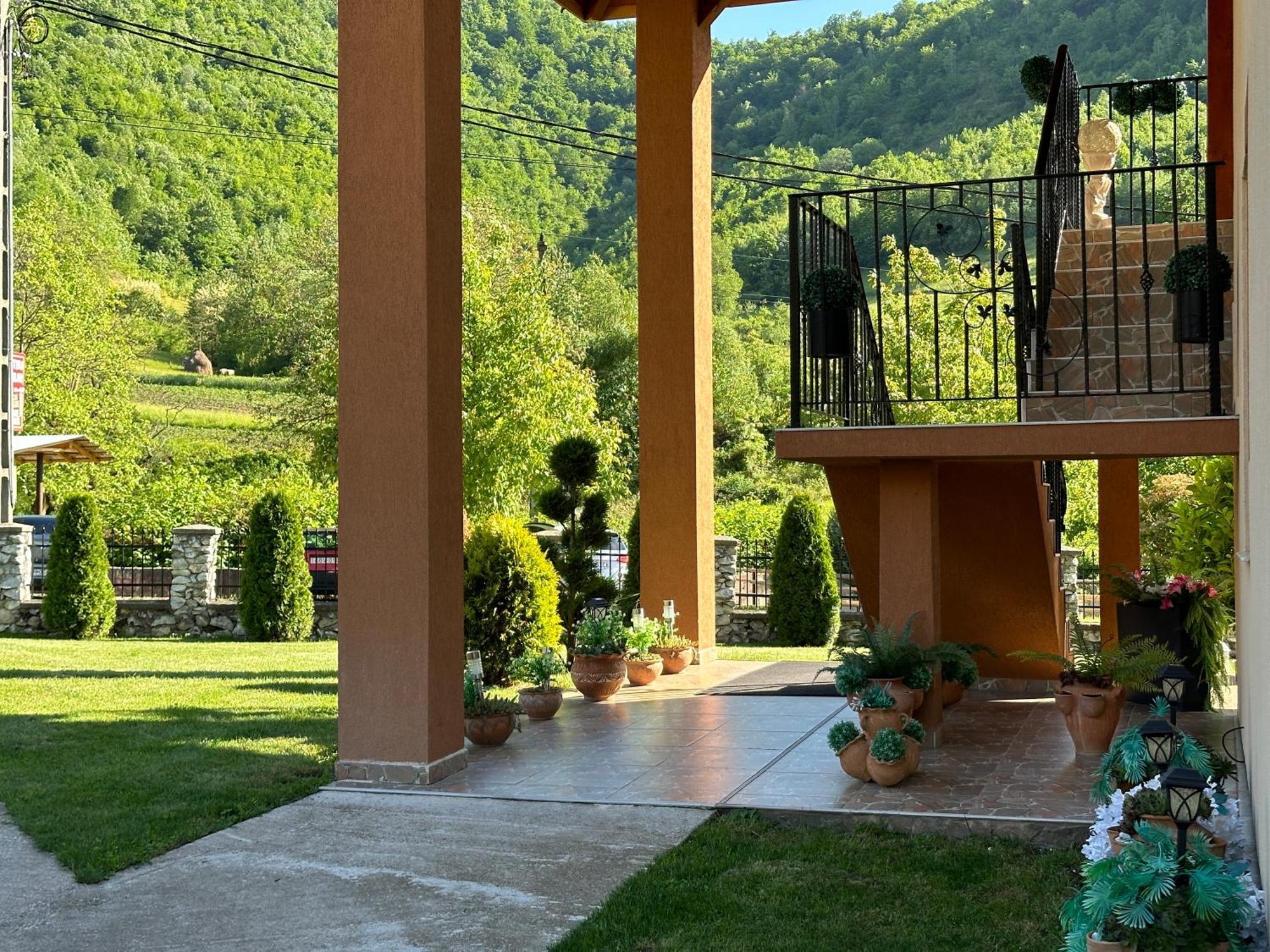 Casa Antonia Hotel Chiscau Eksteriør billede